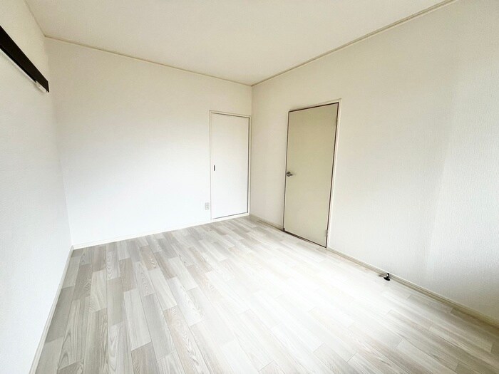 物件内観写真18　(居室)