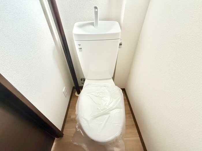 物件内観写真9　(トイレ)