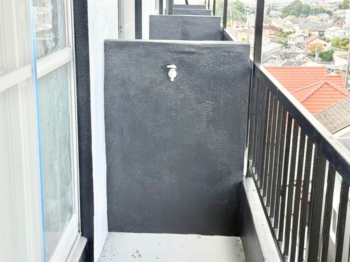 物件内観写真10　(洗濯機置場)