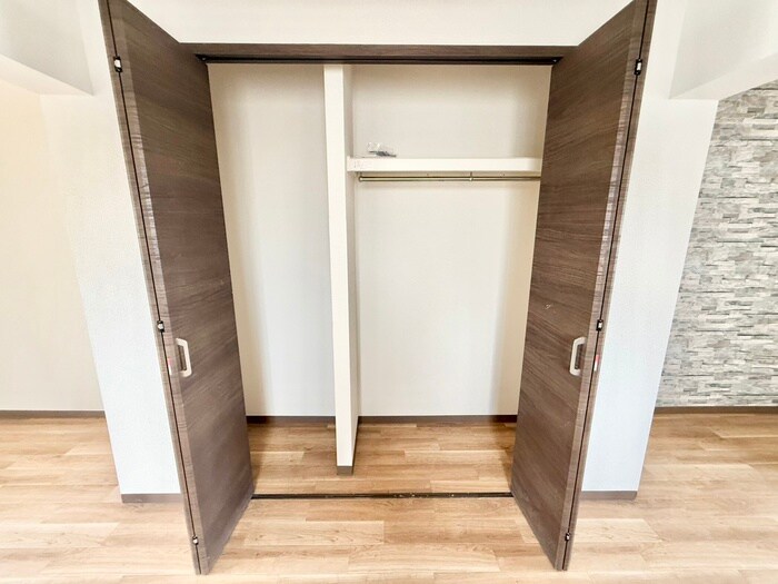 物件内観写真16　(収納)