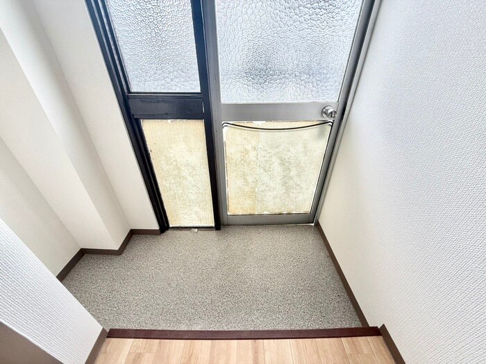 物件内観写真22　(玄関)