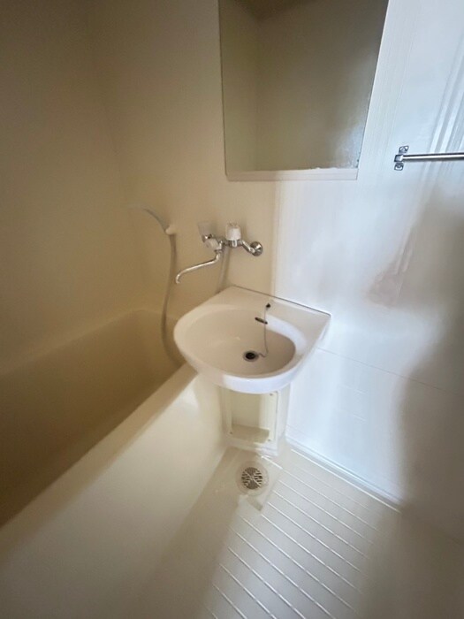 物件内観写真16　(洗面)