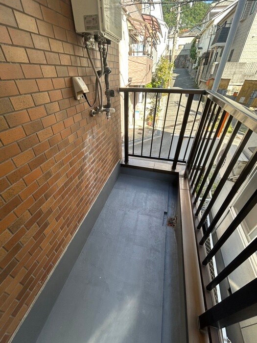 物件内観写真17　(洗濯機置場)