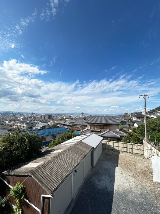 物件内観写真18　(室内からの展望)