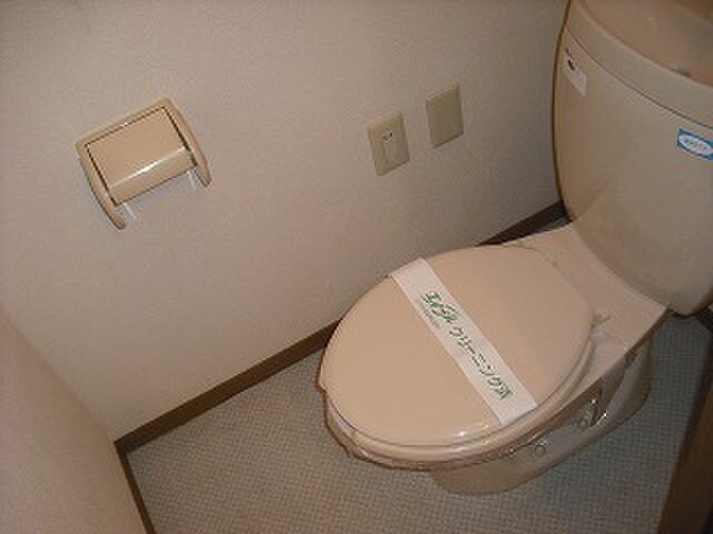 物件内観写真16　(トイレ)