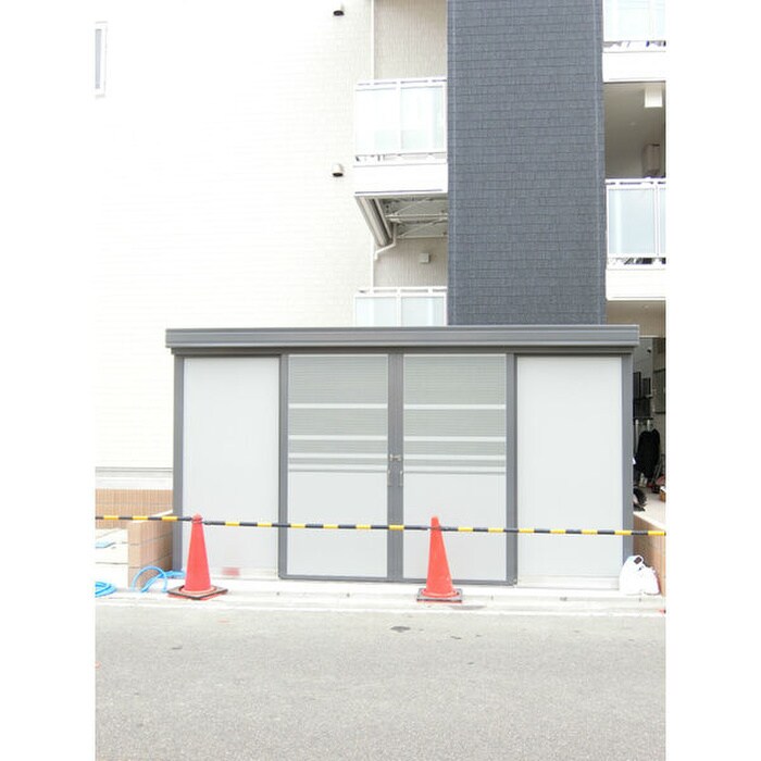 物件外観写真6　(建物設備)