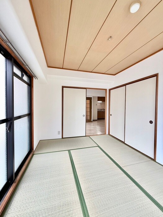 物件内観写真12　(居室)