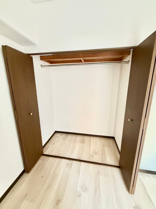 物件内観写真18　(収納)