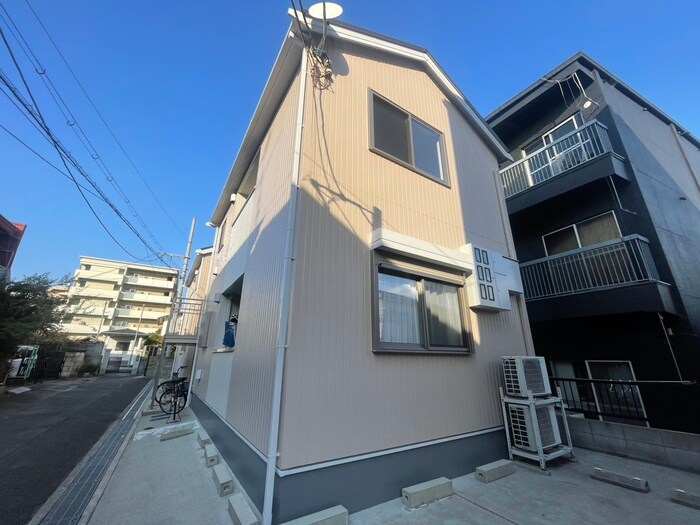 ネオシャイン豊中の物件外観写真