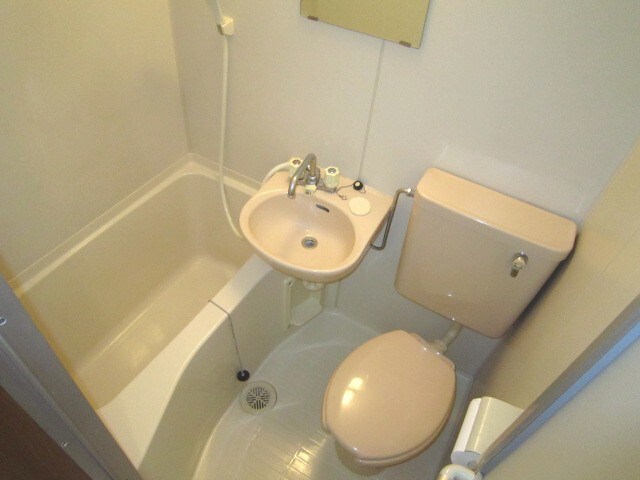 物件内観写真12　(バス／シャワールーム等)