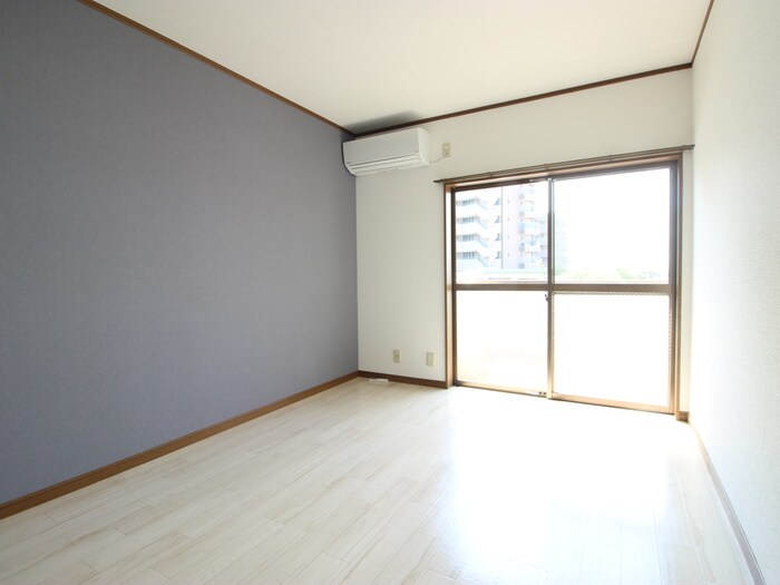 物件内観写真21　(居室)