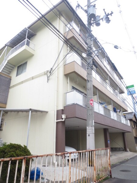 中川マンション外観写真