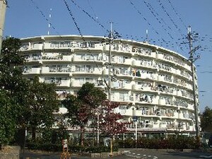 ﾛｰｽﾞｺｰﾎﾟ千里C棟(613)外観写真