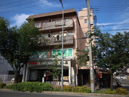 吉岡ビル外観写真
