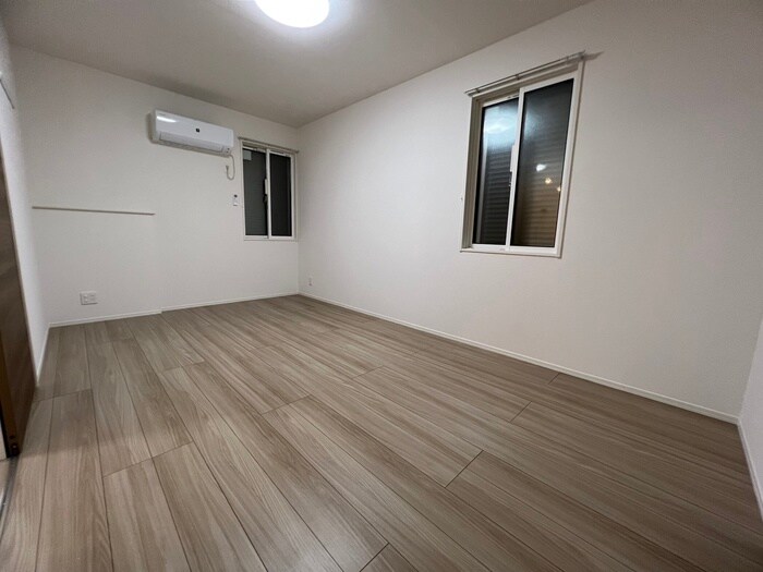 物件内観写真9　(居室)