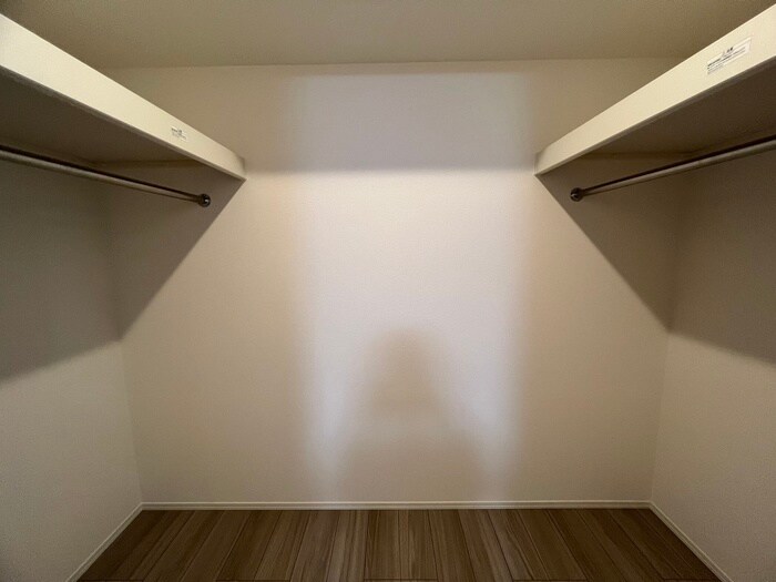 物件内観写真16　(収納)