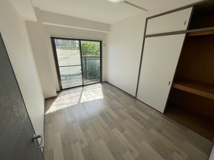 物件内観写真9　(居室)