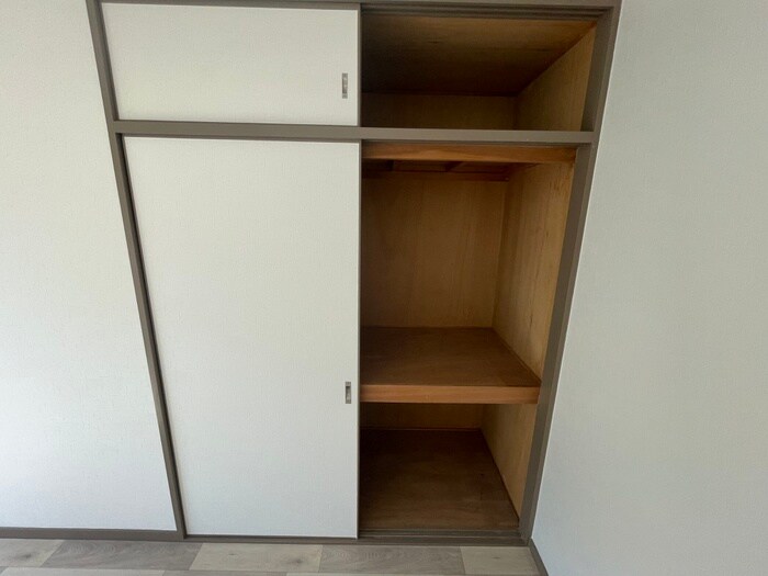 物件内観写真18　(収納)