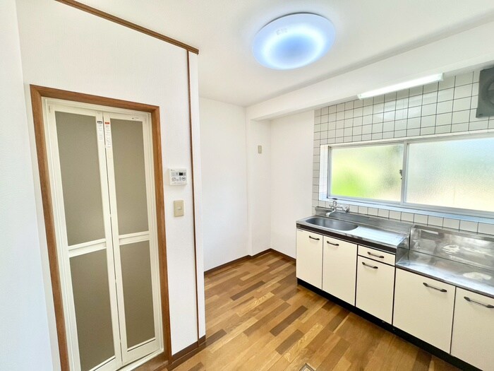 物件内観写真5　(キッチン)