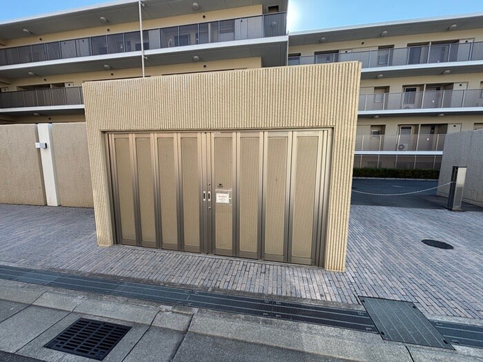 物件外観写真6　(建物設備)