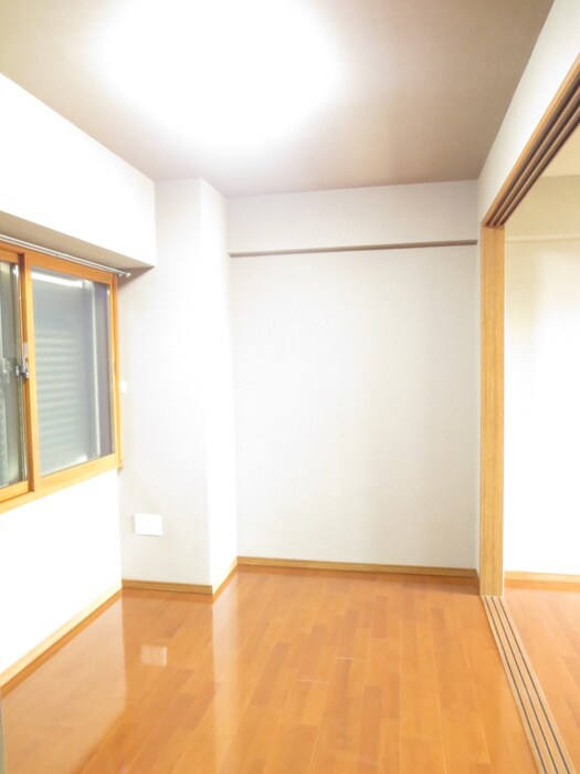 物件内観写真12　(居室)