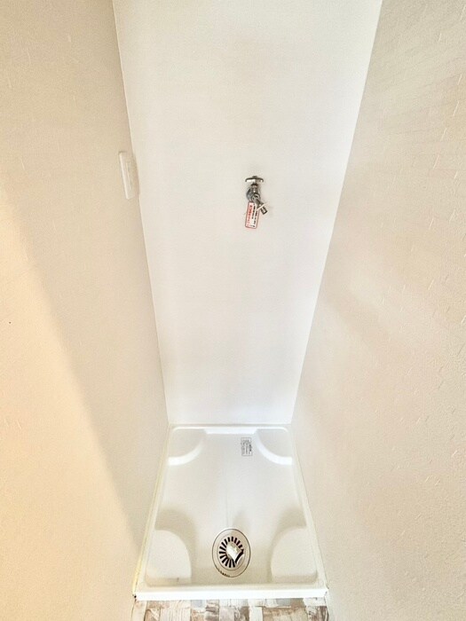 物件内観写真17　(洗濯機置場)