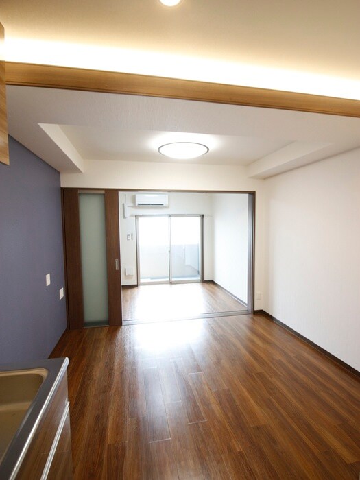 物件内観写真8　(居室)