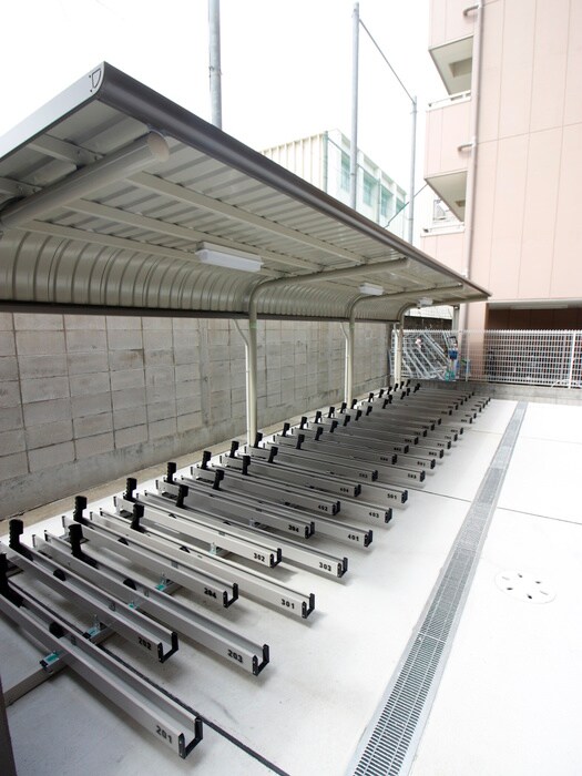 物件外観写真3　(駐輪場)