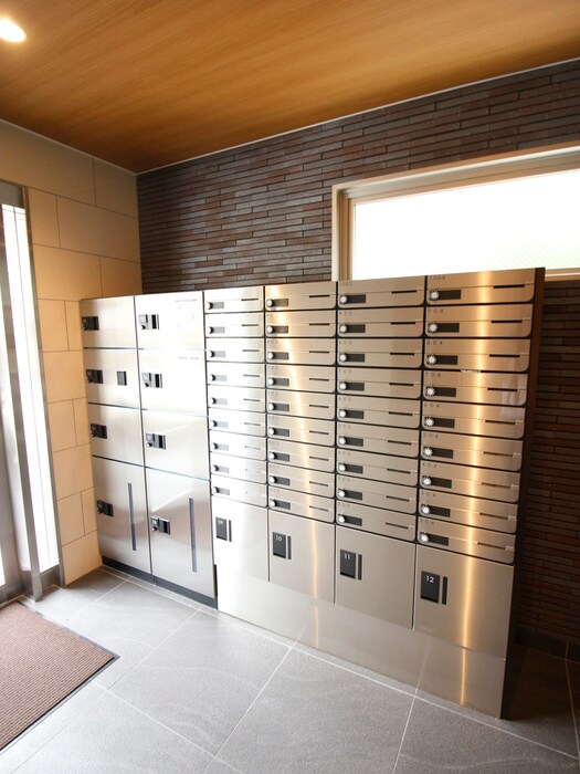 物件外観写真4　(建物設備)