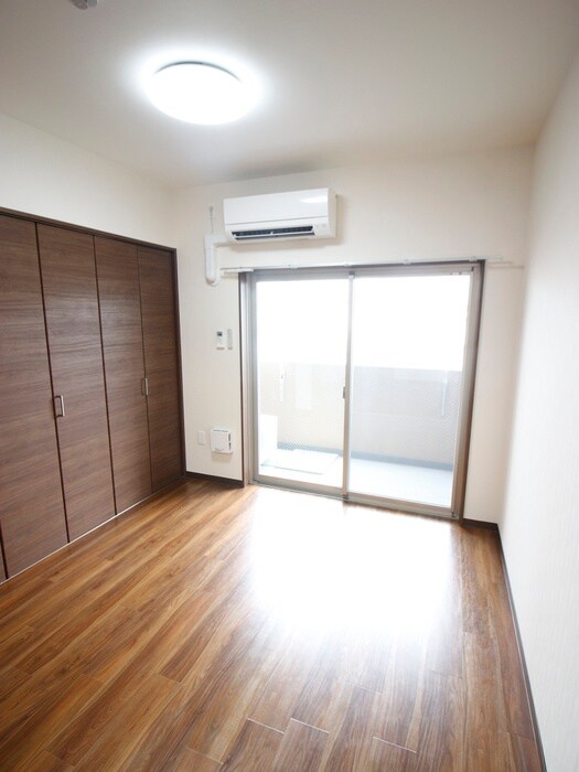 物件内観写真21　(居室)