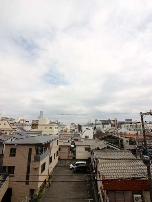 物件内観写真22　(室内からの展望)