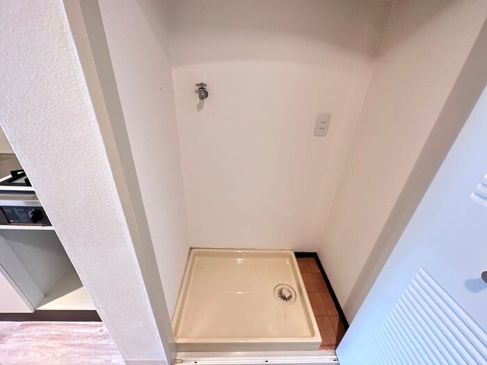 物件内観写真19　(洗濯機置場)