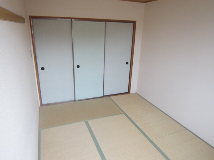 物件内観写真14　(居室)