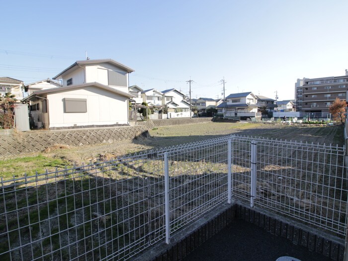 物件内観写真22　(室内からの展望)