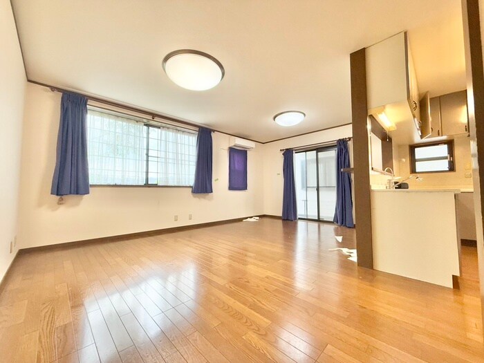 物件内観写真7　(居室)