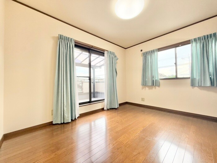 物件内観写真8　(居室)