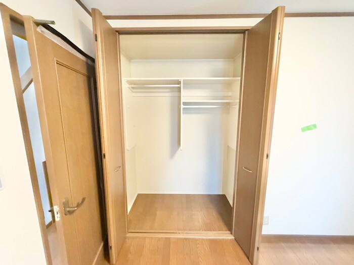物件内観写真12　(収納)