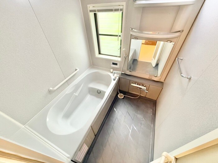 物件内観写真13　(バス／シャワールーム等)