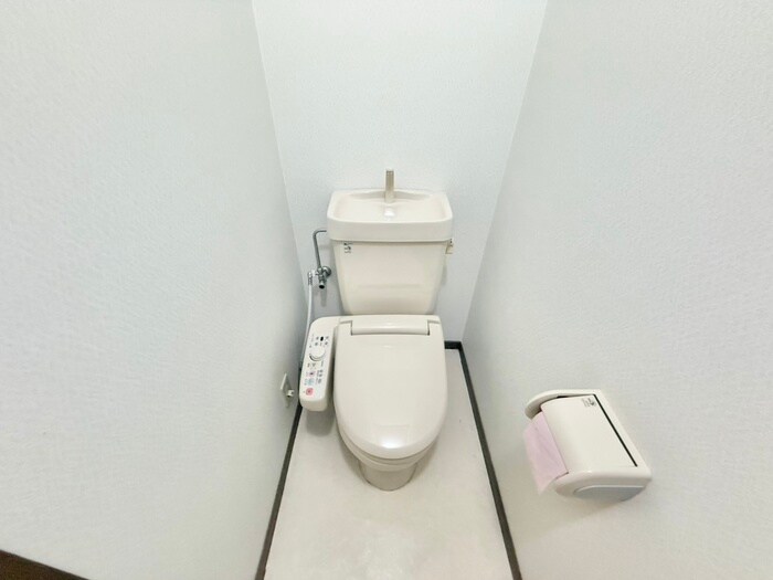 物件内観写真15　(トイレ)