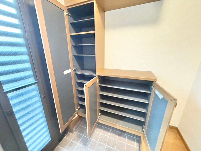 物件内観写真17　(靴箱)