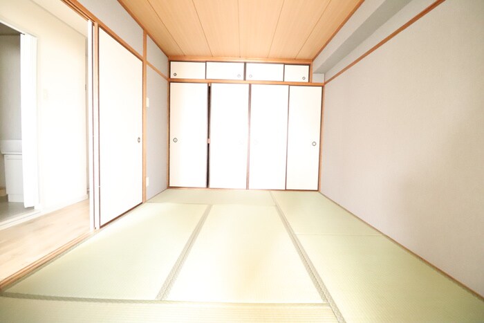 物件内観写真9　(居室)