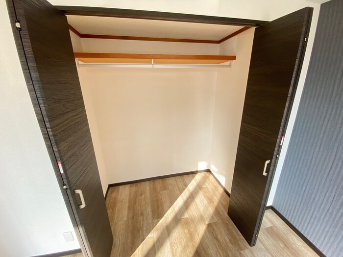 物件内観写真11　(居室)