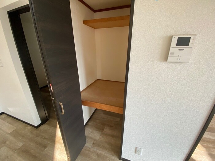 物件内観写真17　(収納)