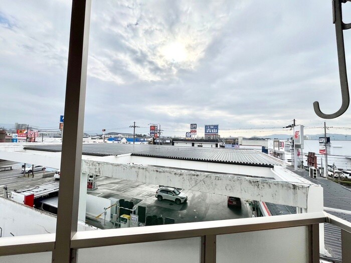 物件内観写真20　(室内からの展望)