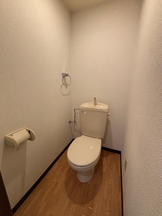 物件内観写真11　(トイレ)