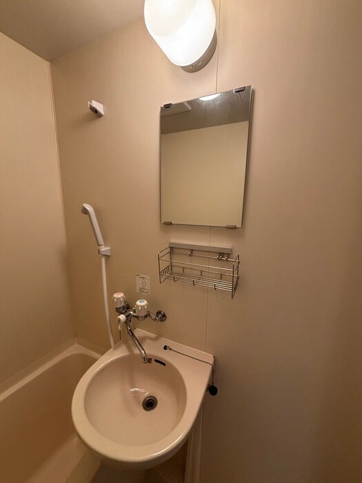 物件内観写真13　(洗面)