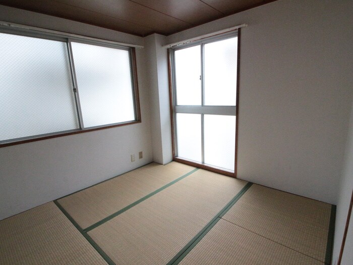 物件内観写真11　(居室)