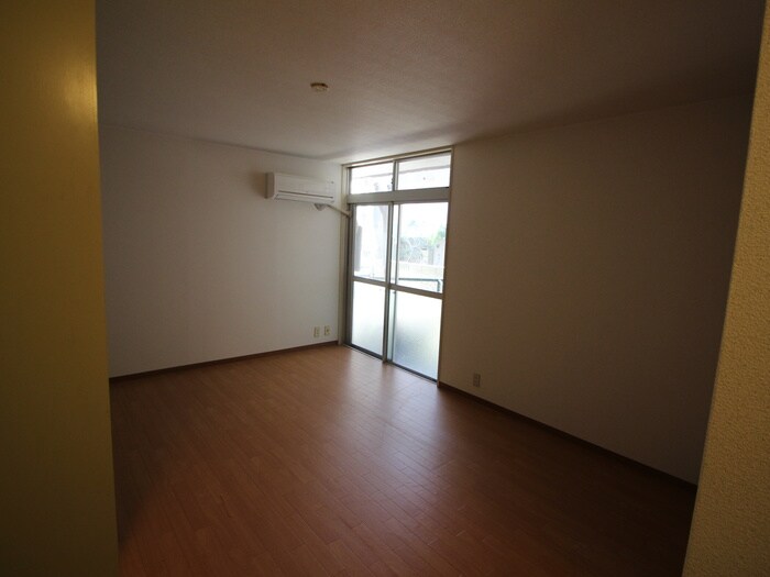 物件内観写真11　(居室)