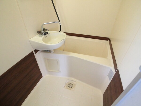 バス／シャワールーム等