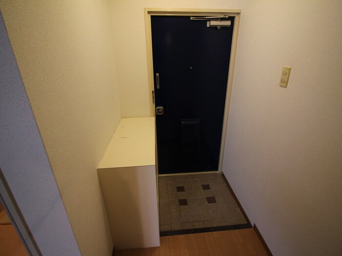 物件内観写真15　(玄関)